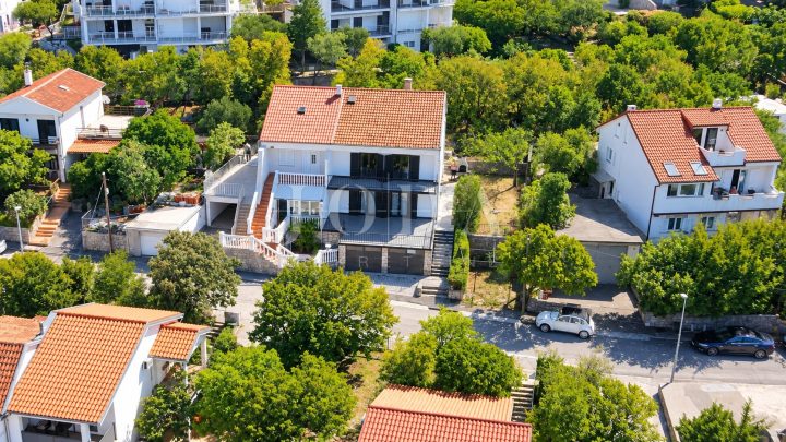 Hiša na predaj 200 m² – Novi Vinodolski