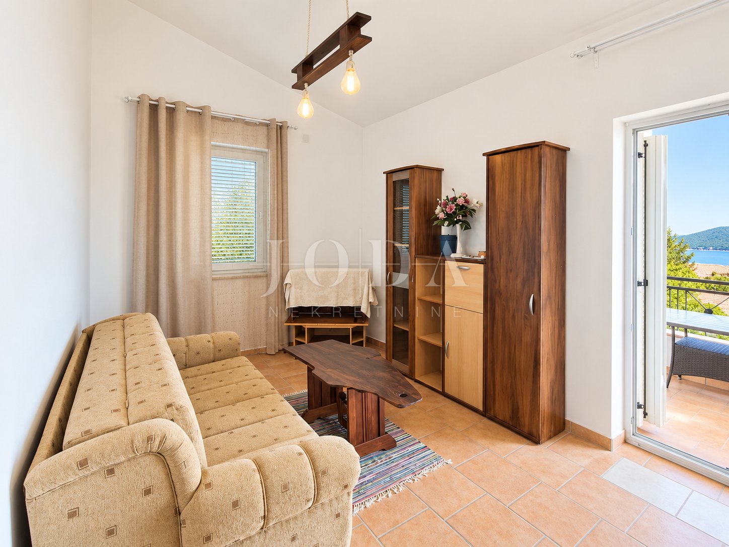 Apartma Naprodaj - Ličko-senjska Cesarica
