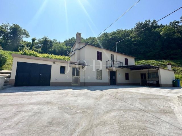 Dom na predaj 170 m² – Cerovlje