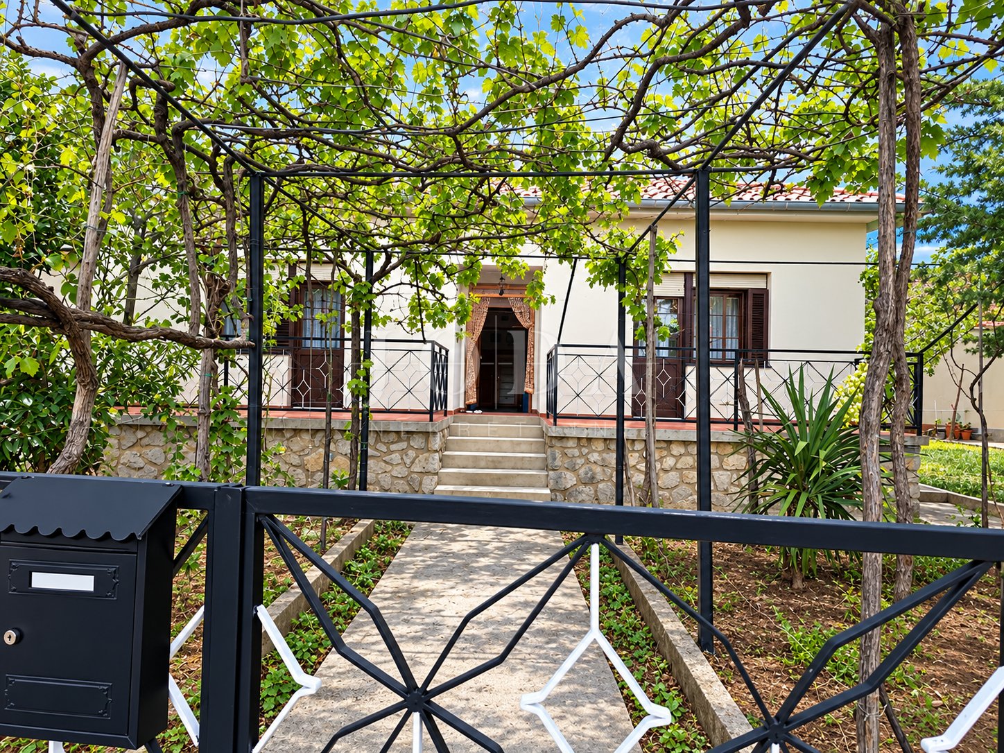 House For sale - Primorsko-goranska Donji Zagon