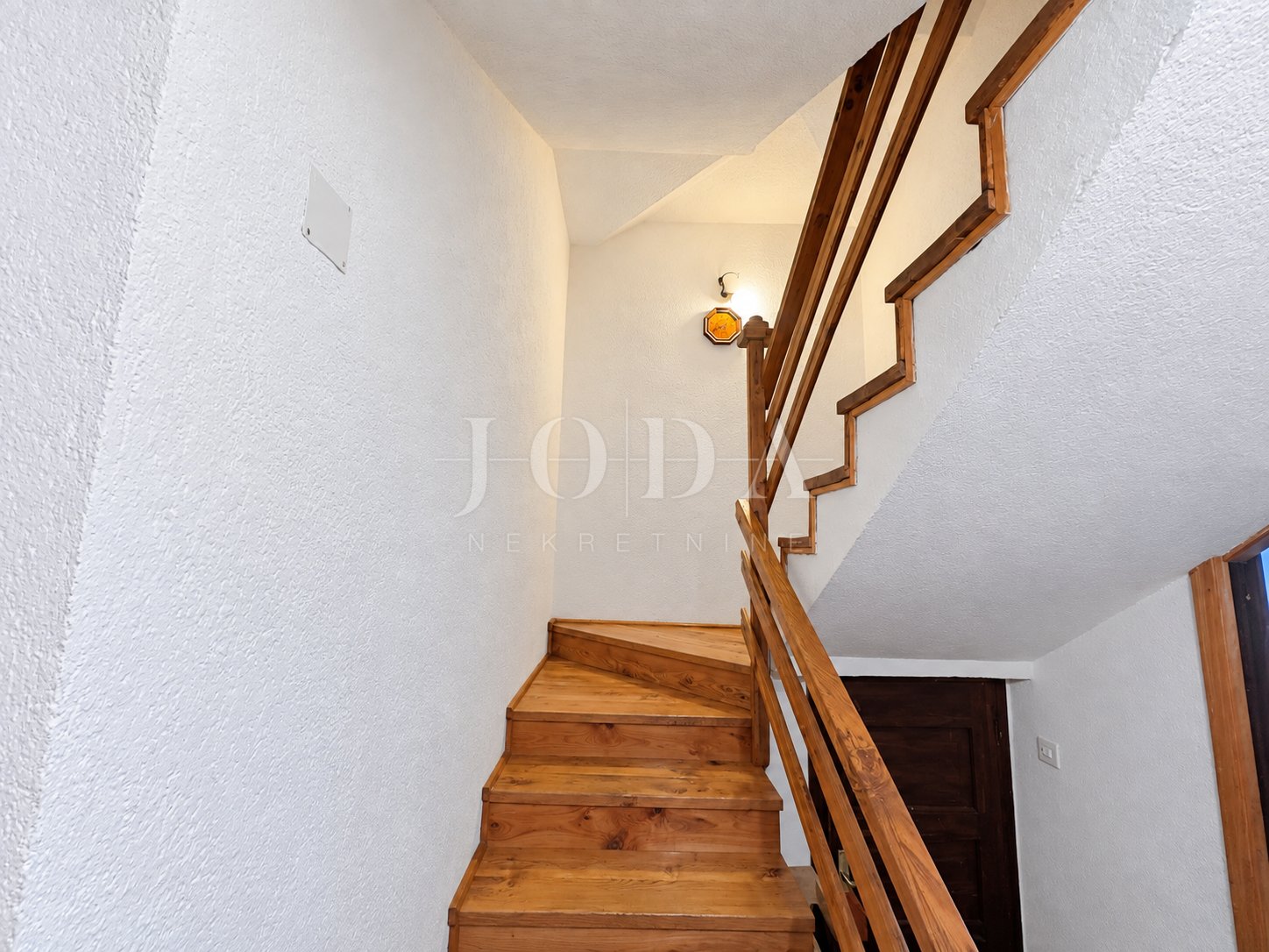 House For sale - Ličko-senjska Karlobag