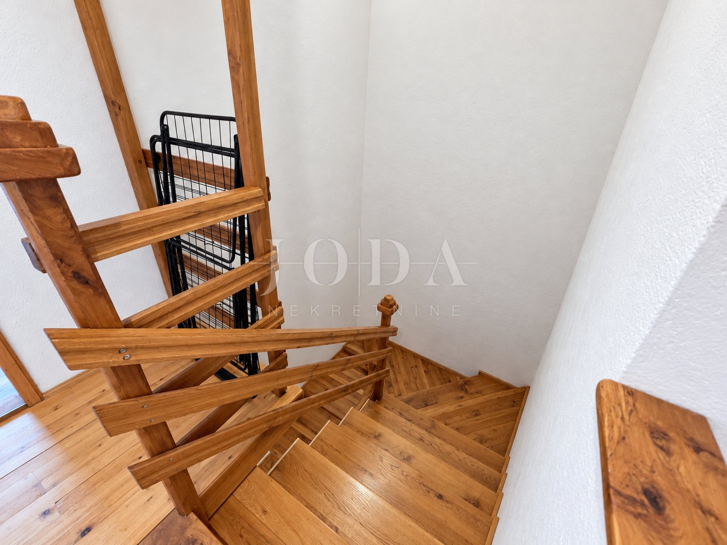 House For sale - Ličko-senjska Karlobag