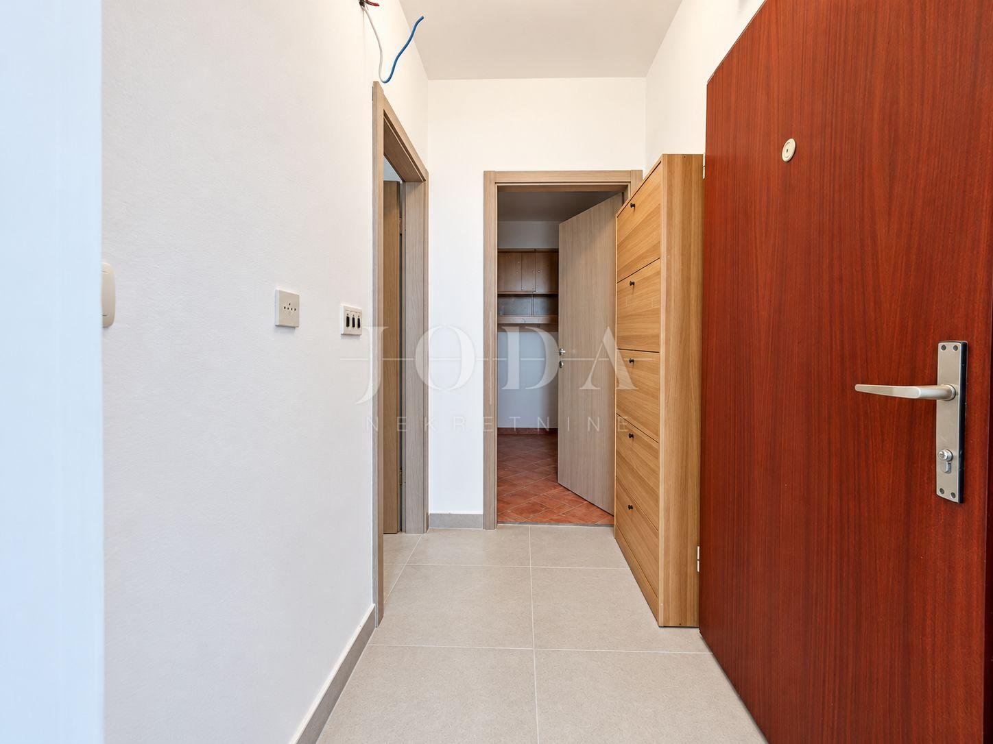 Flat For sale - Ličko-senjska Senj