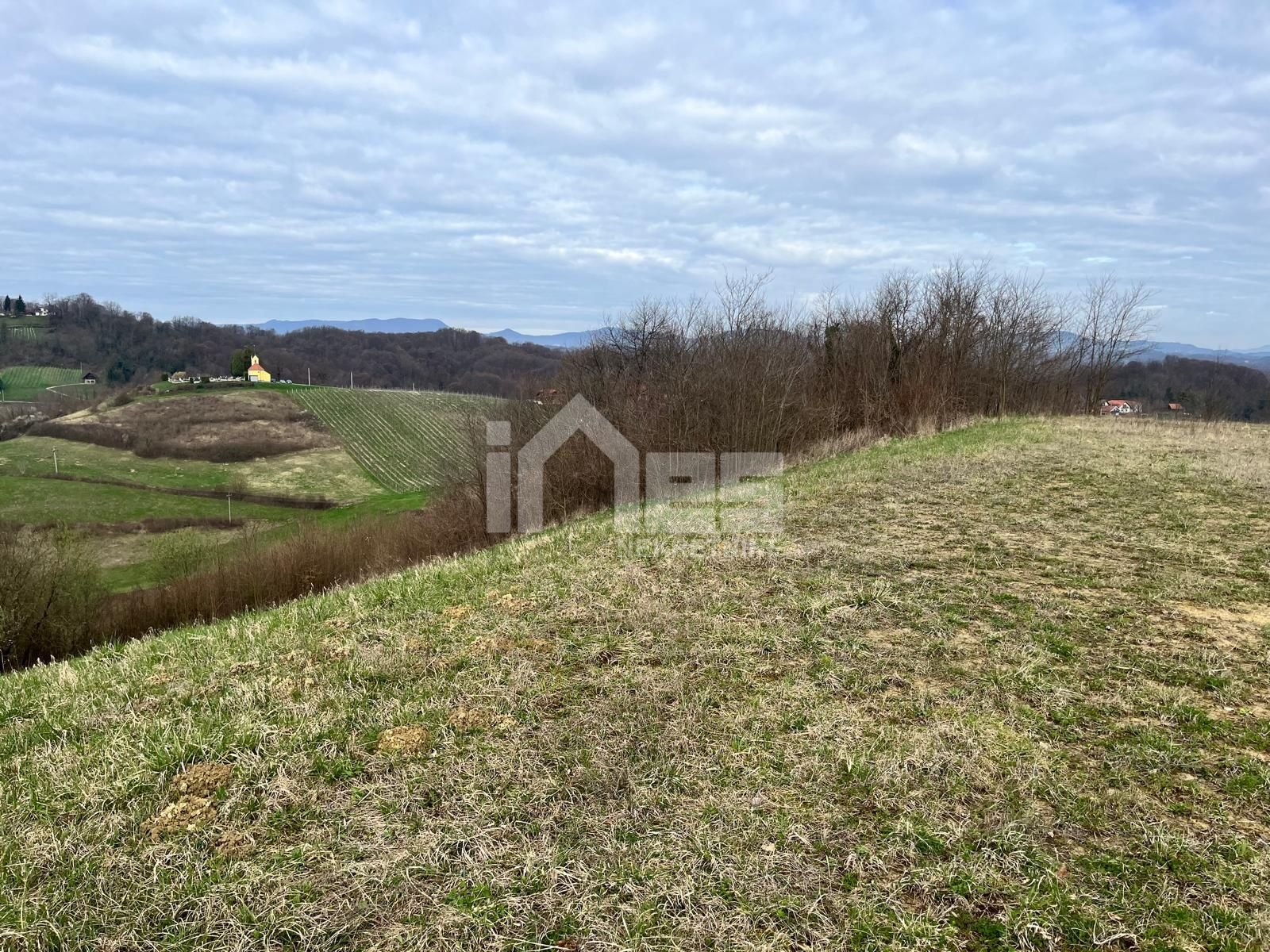 Land For sale - Zagrebačka Kupljenovo