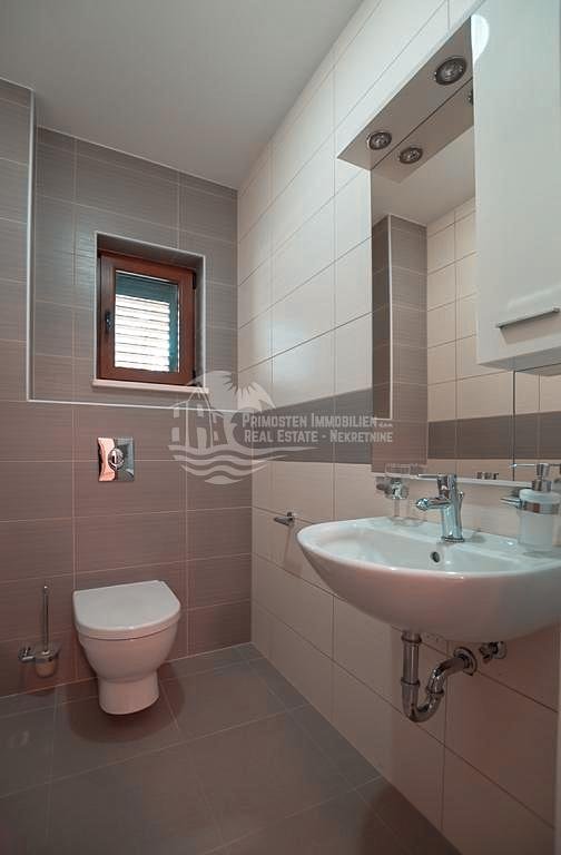 Haus Zu verkaufen - Šibensko-kninska Rogoznica