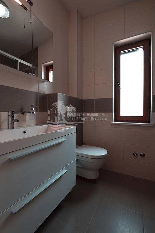 Haus Zu verkaufen - Šibensko-kninska Rogoznica