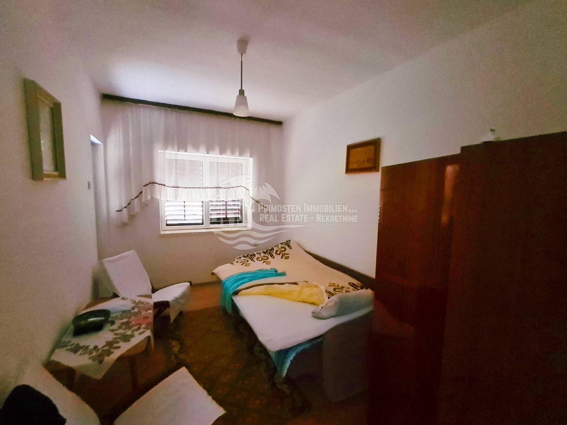 Kuća Na prodaju - Šibensko-kninska Raslina