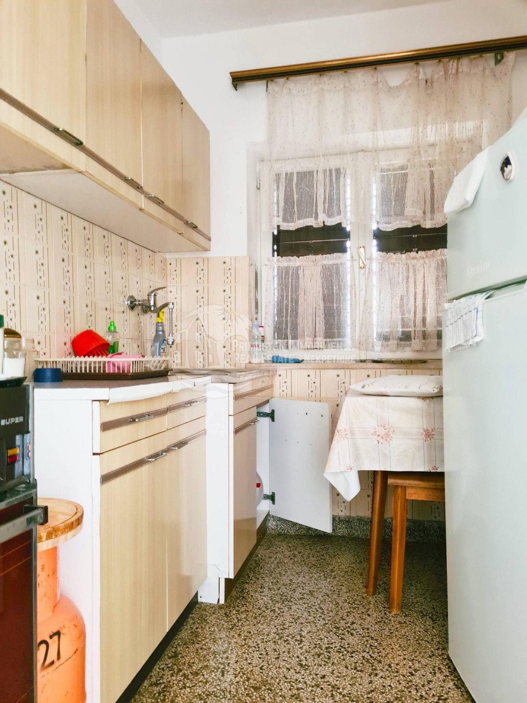 Kuća Na prodaju - Šibensko-kninska Raslina