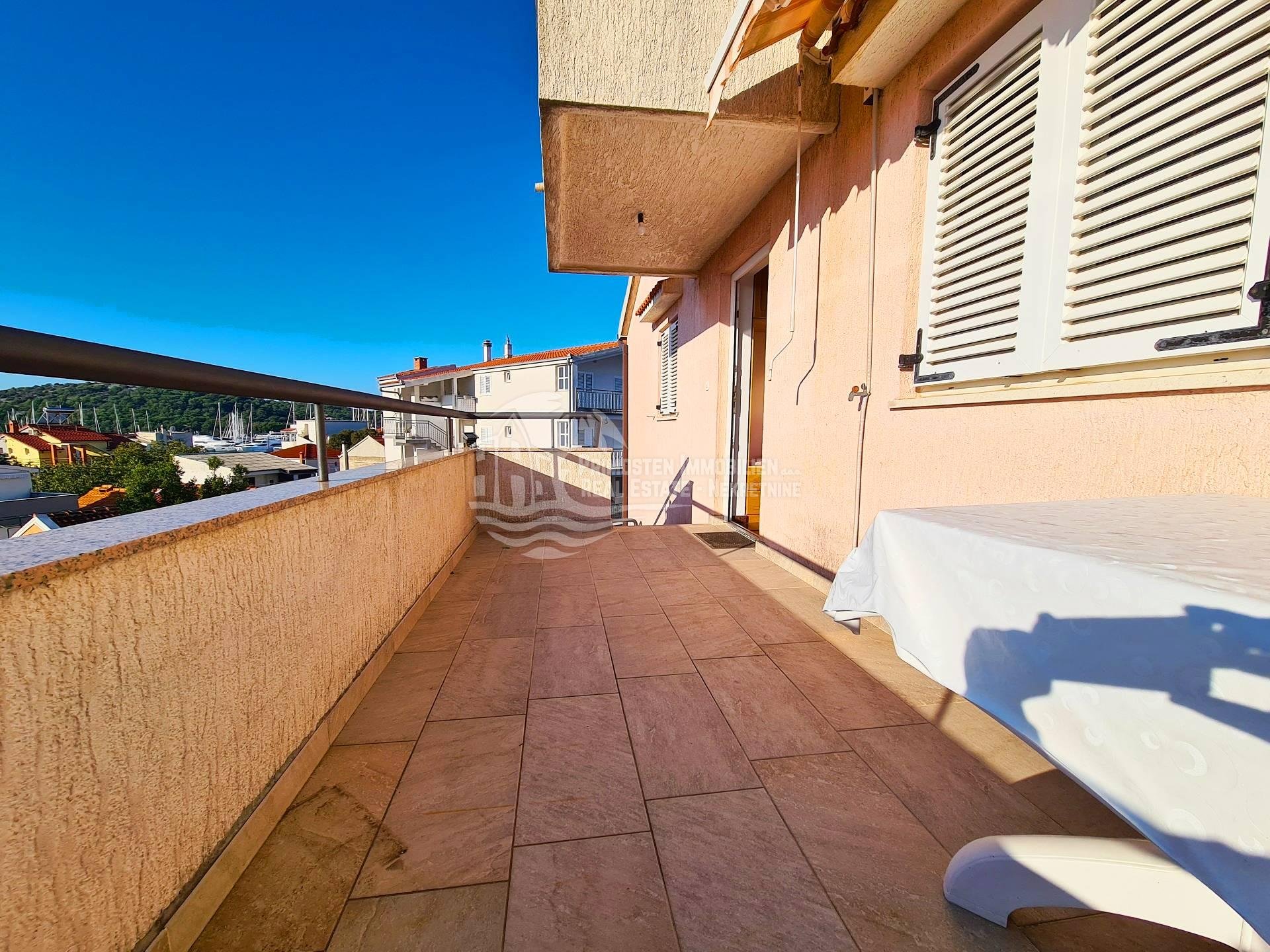 Apartment Zu verkaufen - Šibensko-kninska Rogoznica