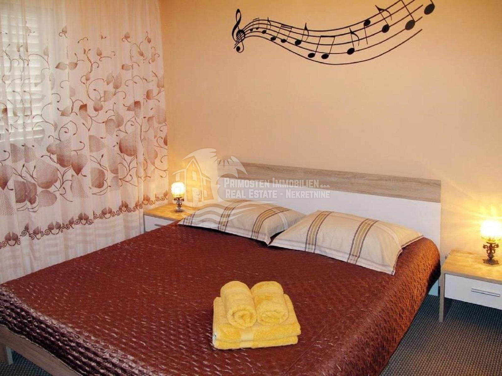 Hiša Na predaj - Šibensko-kninska Rogoznica
