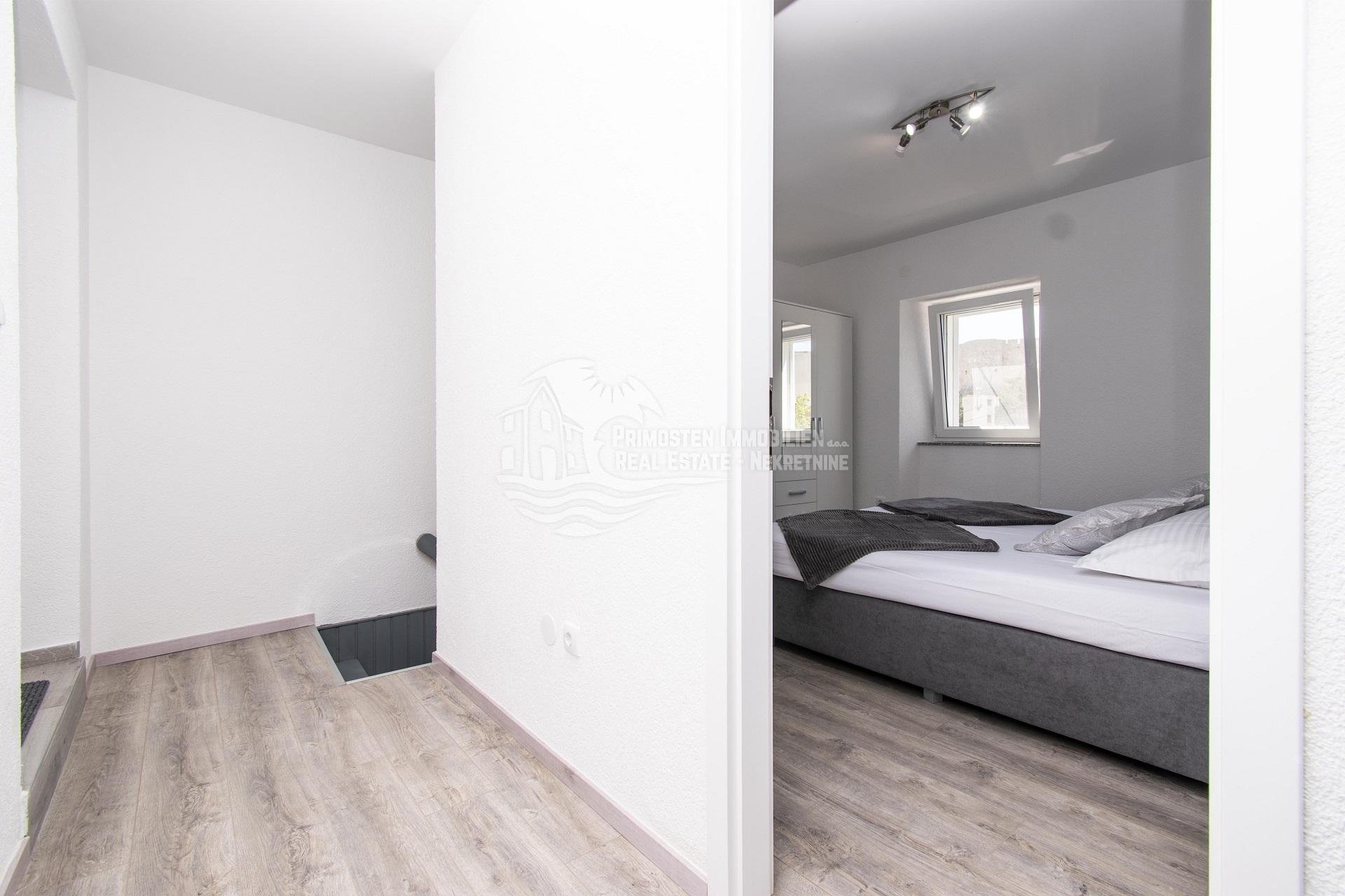 Haus Zu verkaufen - Šibensko-kninska Grad