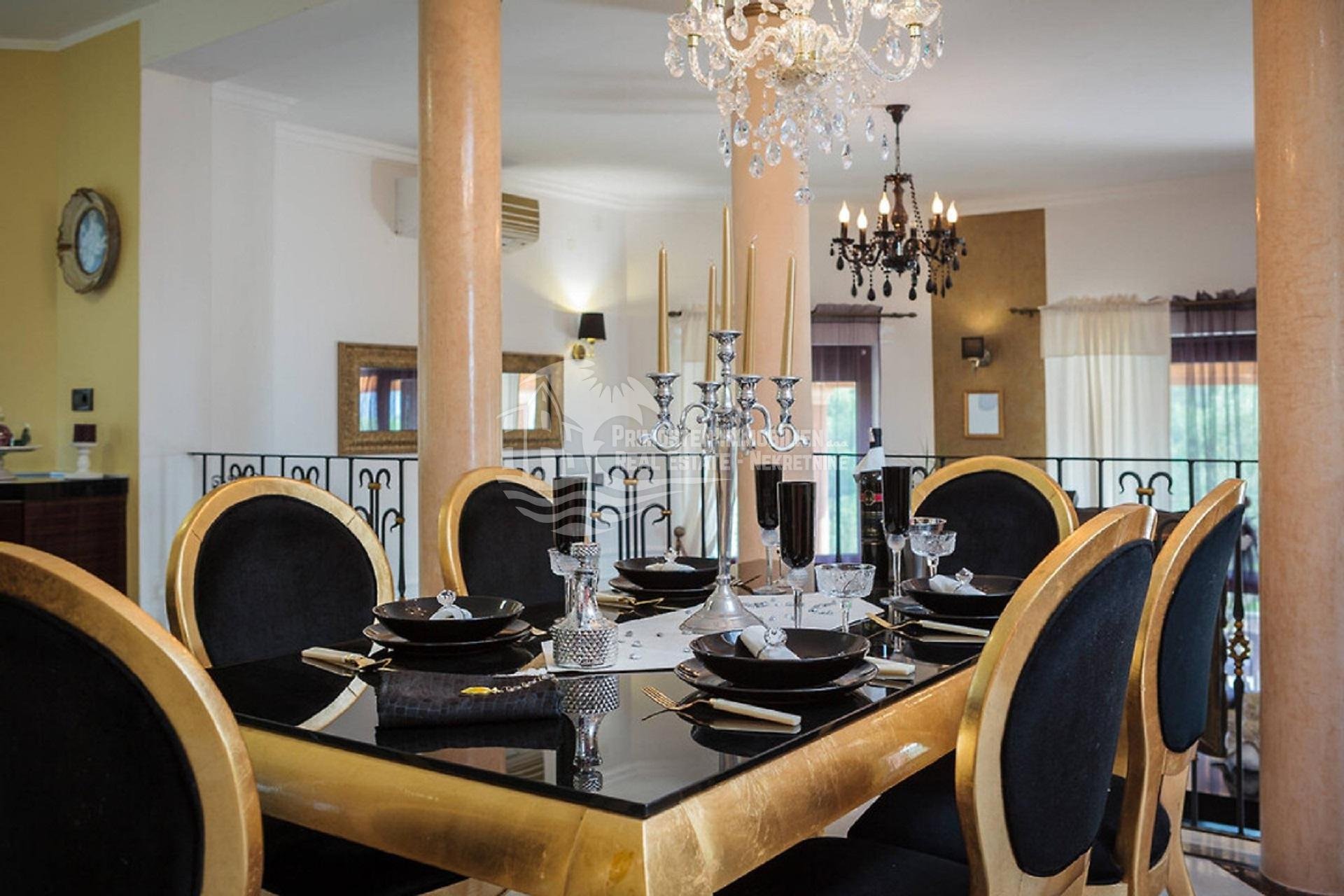 Haus Zu verkaufen - Šibensko-kninska Grad