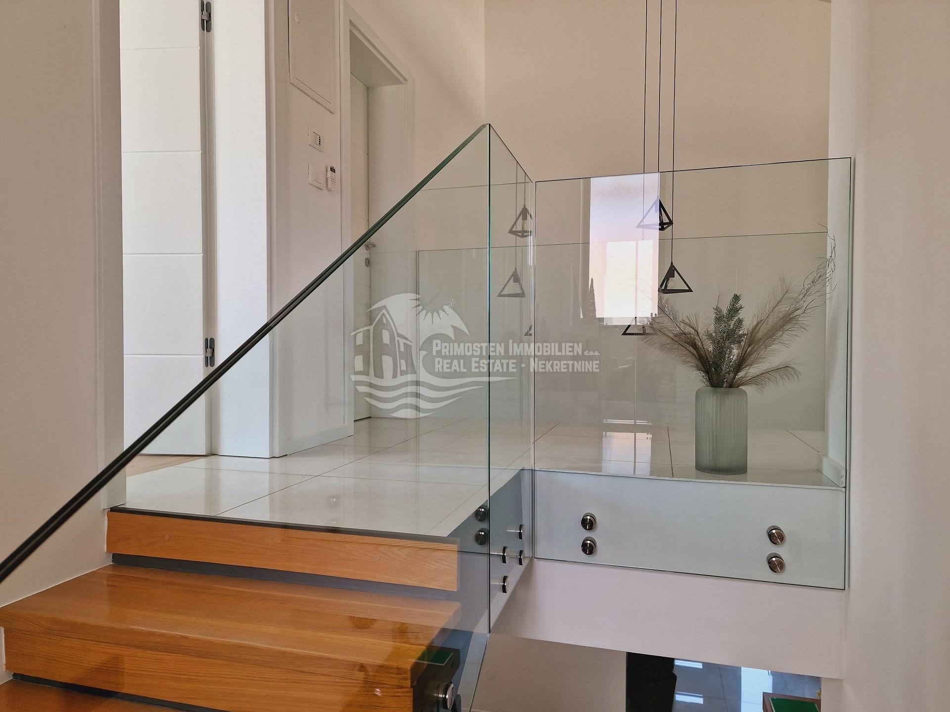 Haus Zu verkaufen - Šibensko-kninska Grad