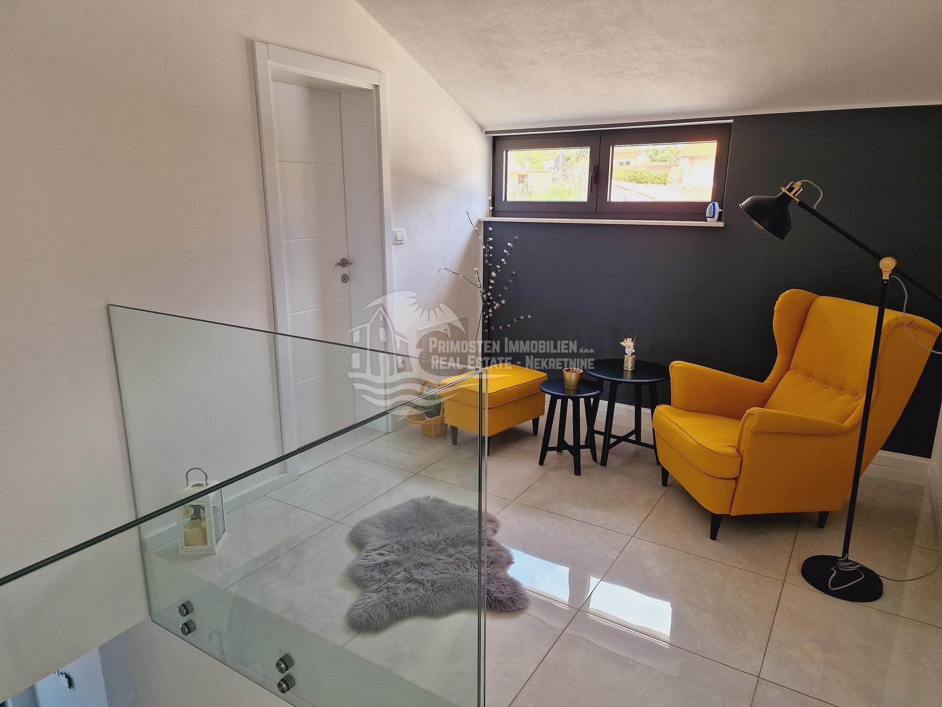 Haus Zu verkaufen - Šibensko-kninska Grad