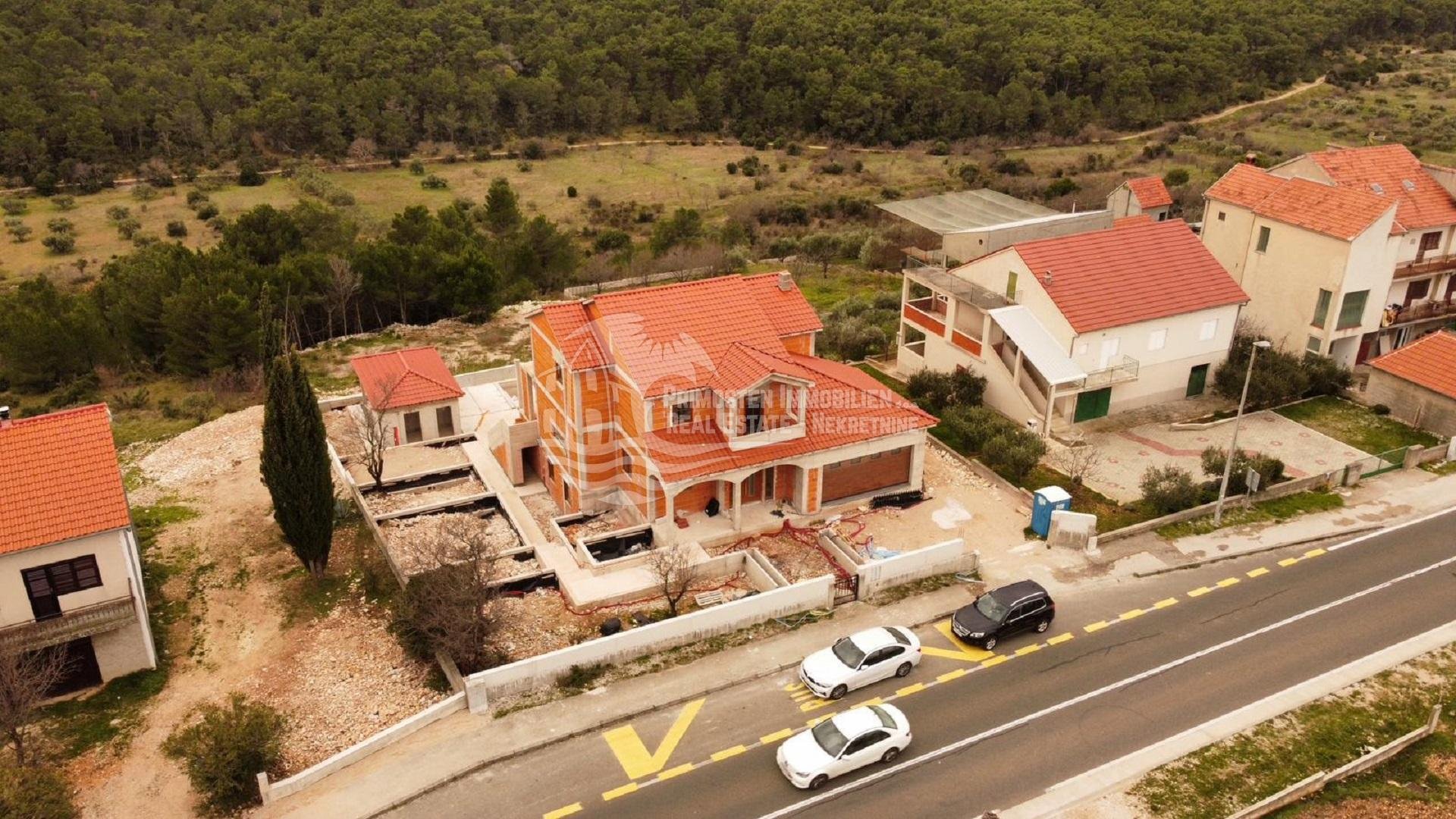 Haus Zu verkaufen - Šibensko-kninska Grad