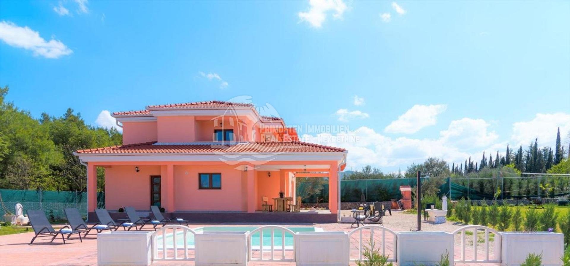 Haus Zu verkaufen - Šibensko-kninska Grad