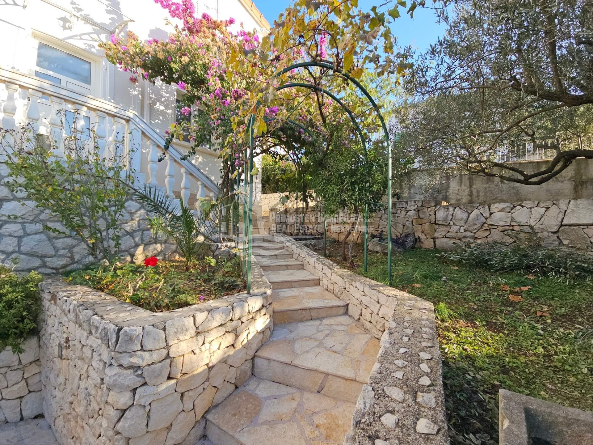 Casa In vendita - Splitsko-dalmatinska Sevid