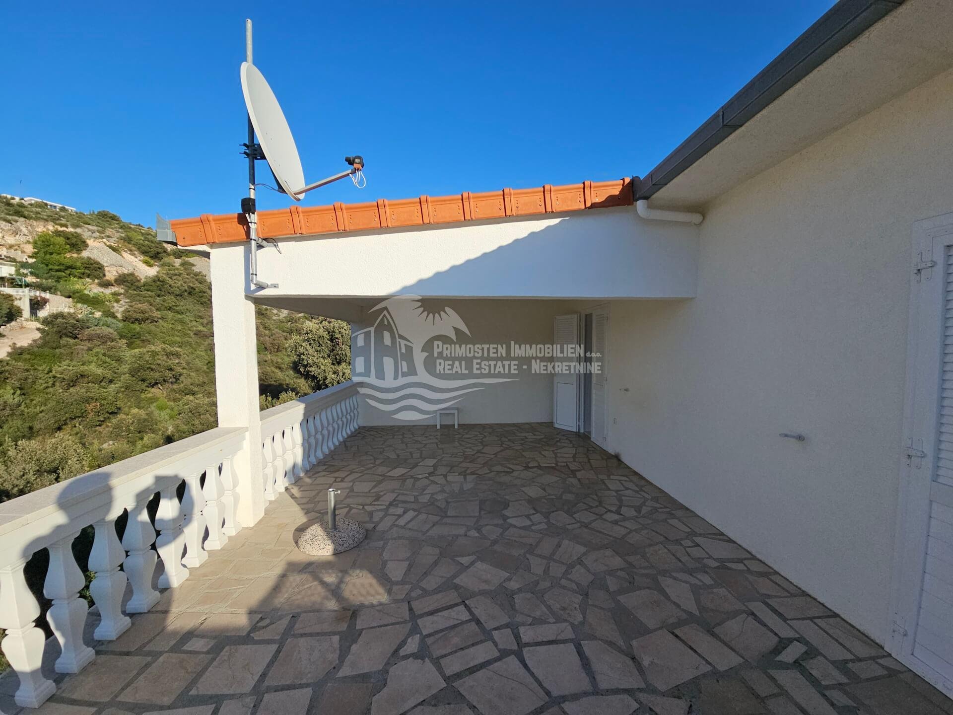 Casa In vendita - Splitsko-dalmatinska Sevid