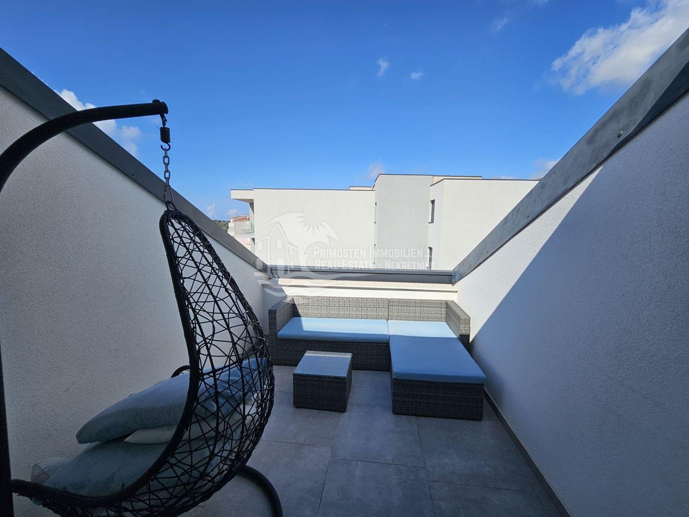 Apartment Zu verkaufen - Šibensko-kninska Zečevo Rogozničko