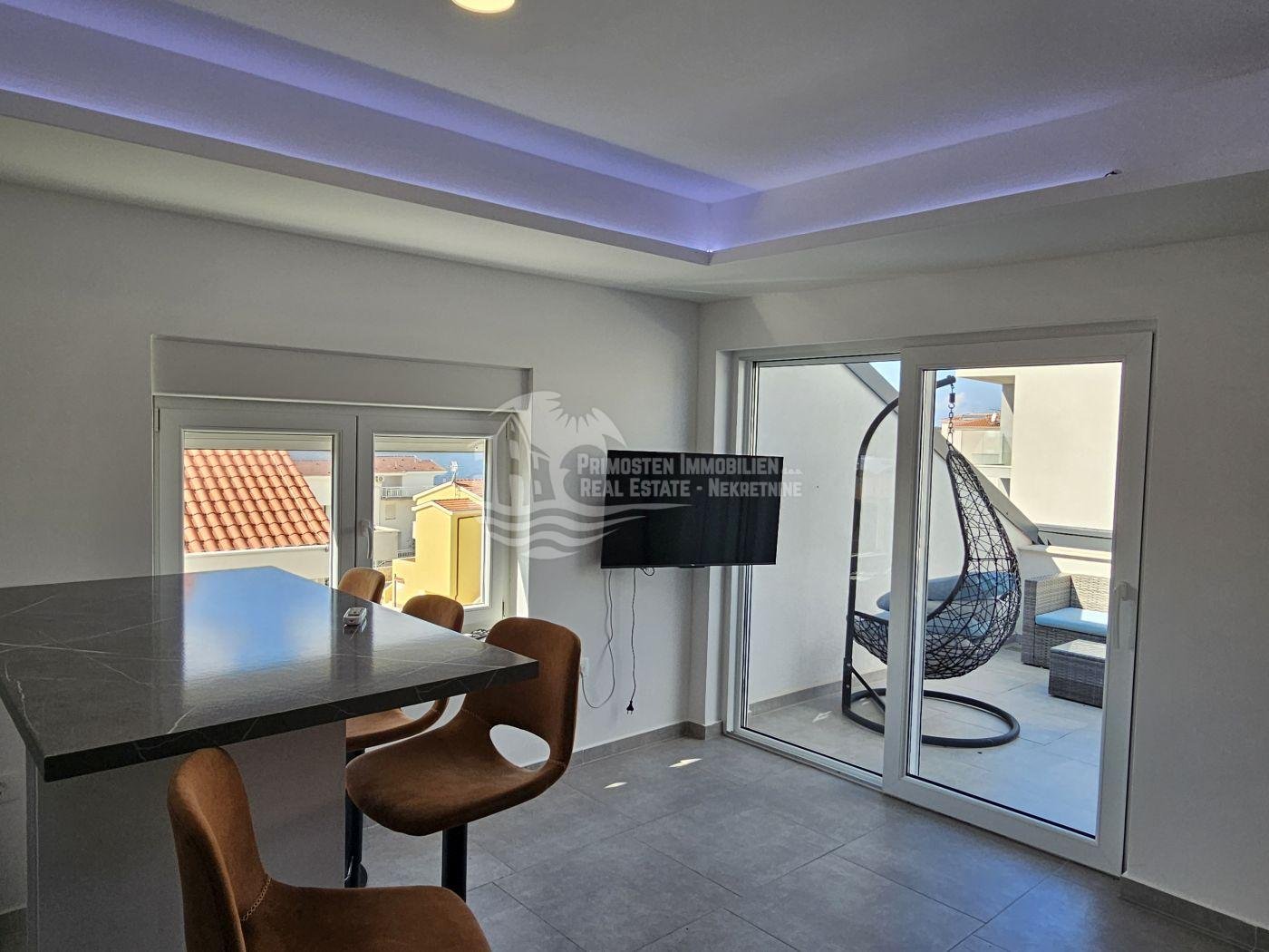 Apartment Zu verkaufen - Šibensko-kninska Zečevo Rogozničko