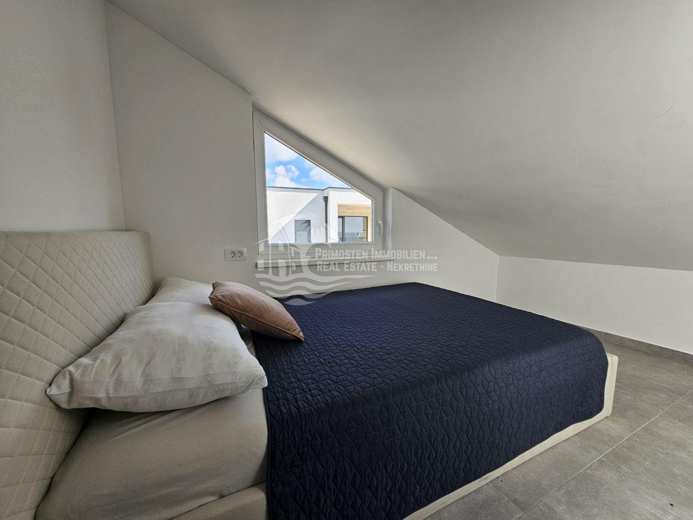 Apartment Zu verkaufen - Šibensko-kninska Zečevo Rogozničko