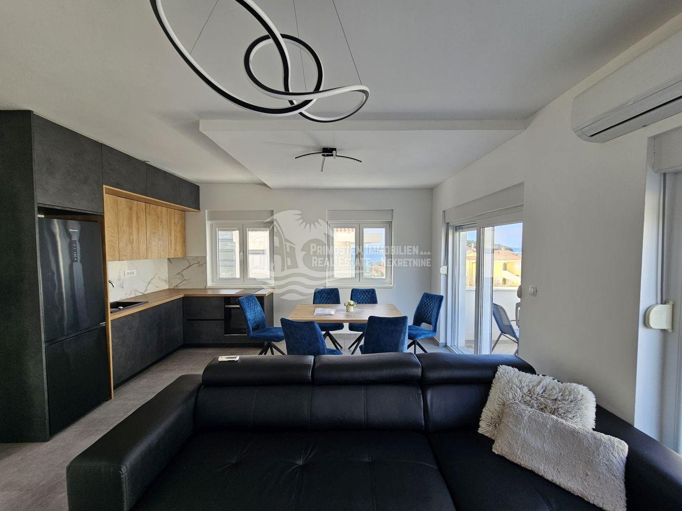 Apartment Zu verkaufen - Šibensko-kninska Zečevo Rogozničko