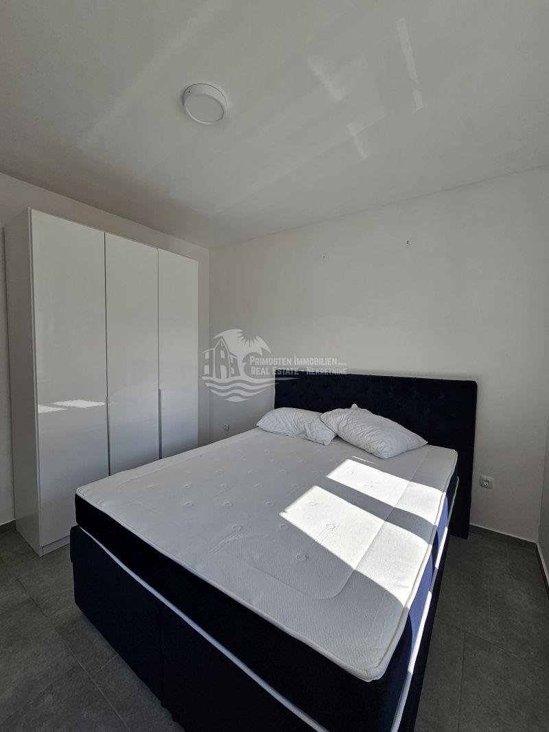 Apartment Zu verkaufen - Šibensko-kninska Zečevo Rogozničko