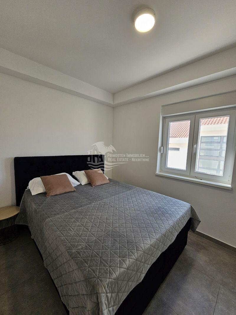 Apartment Zu verkaufen - Šibensko-kninska Zečevo Rogozničko