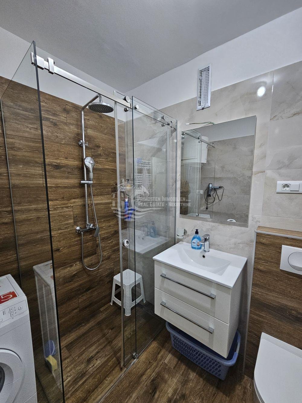 Flat For sale - Šibensko-kninska Grad