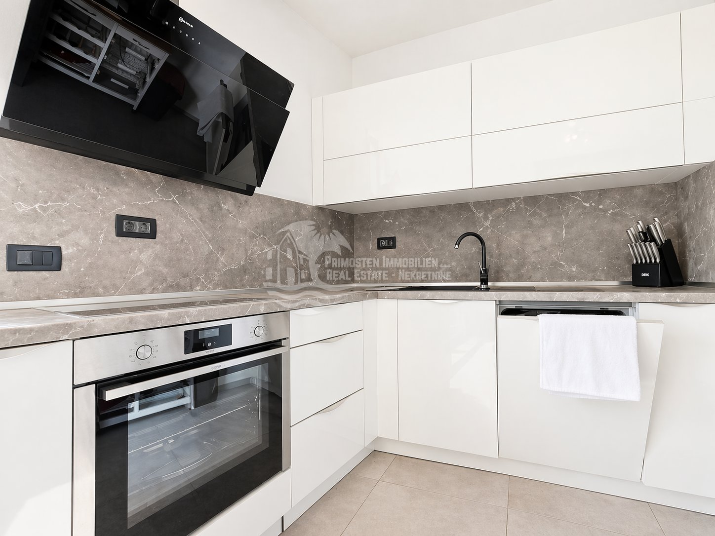 Apartment Zu verkaufen - Šibensko-kninska Primošten
