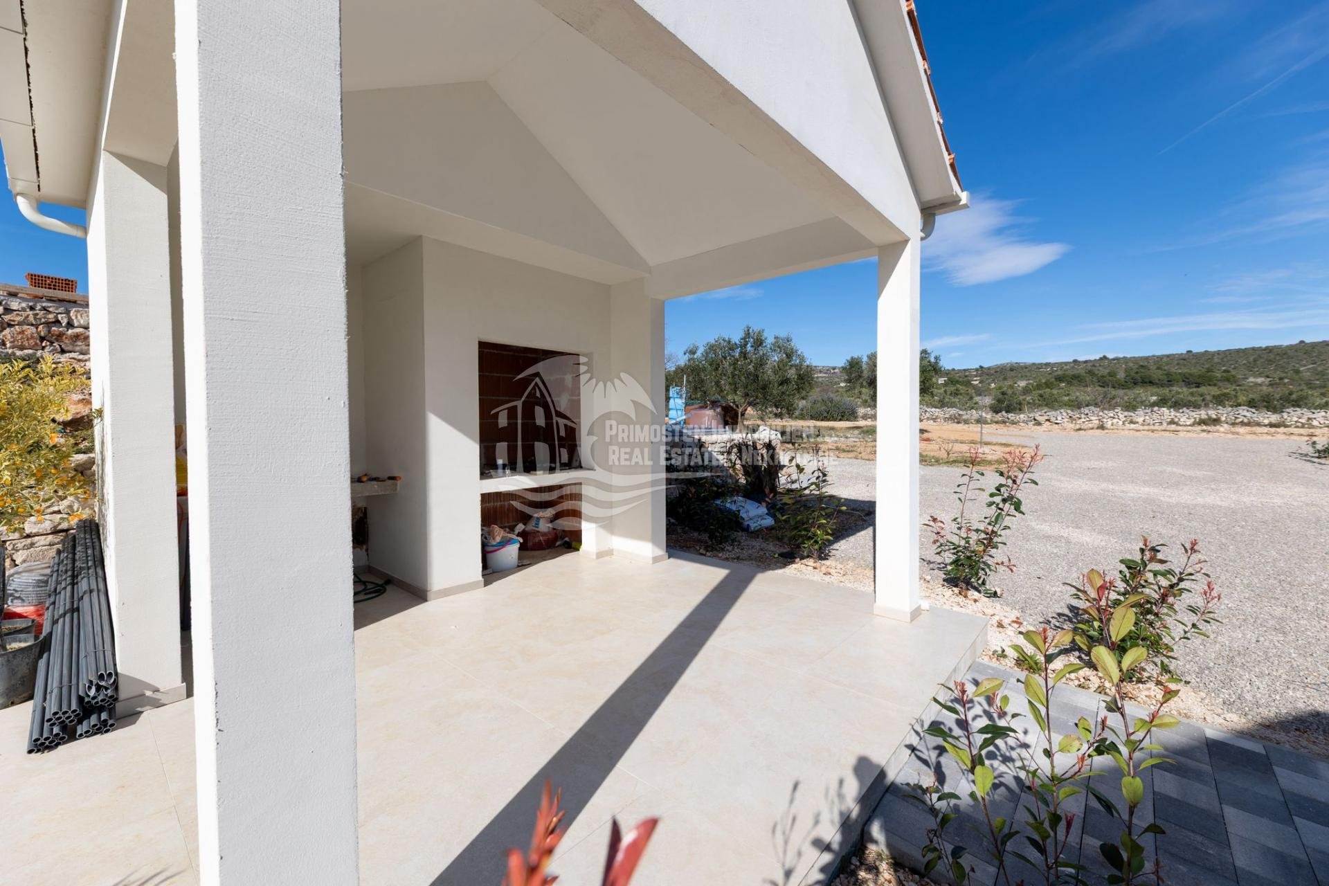 Maison À vendre - Šibensko-kninska Rogoznica