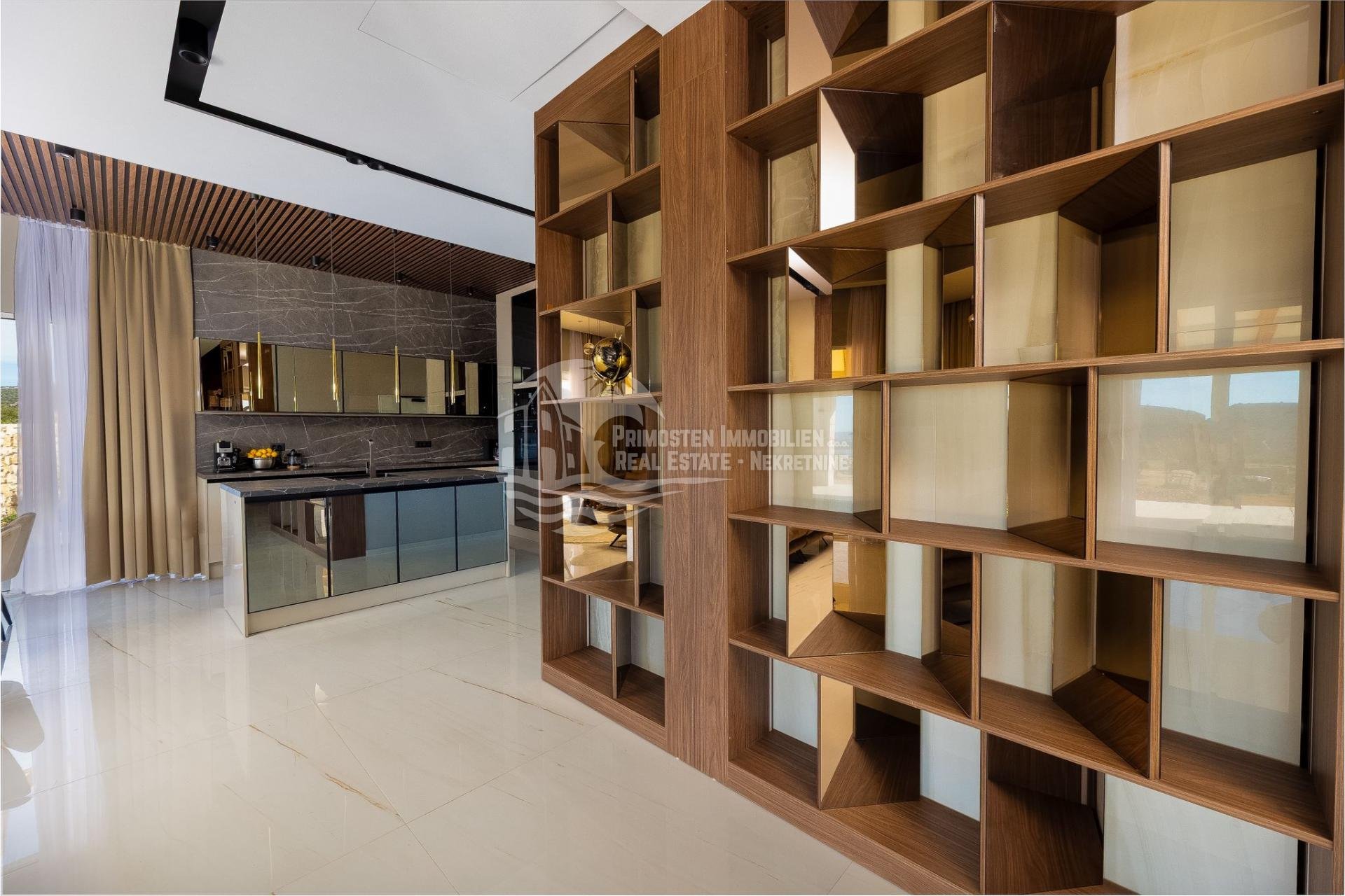 Maison À vendre - Šibensko-kninska Rogoznica