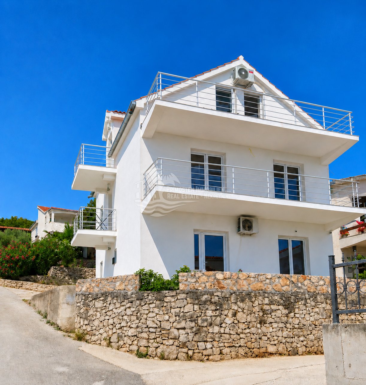 Casa In vendita - Šibensko-kninska Rogoznica