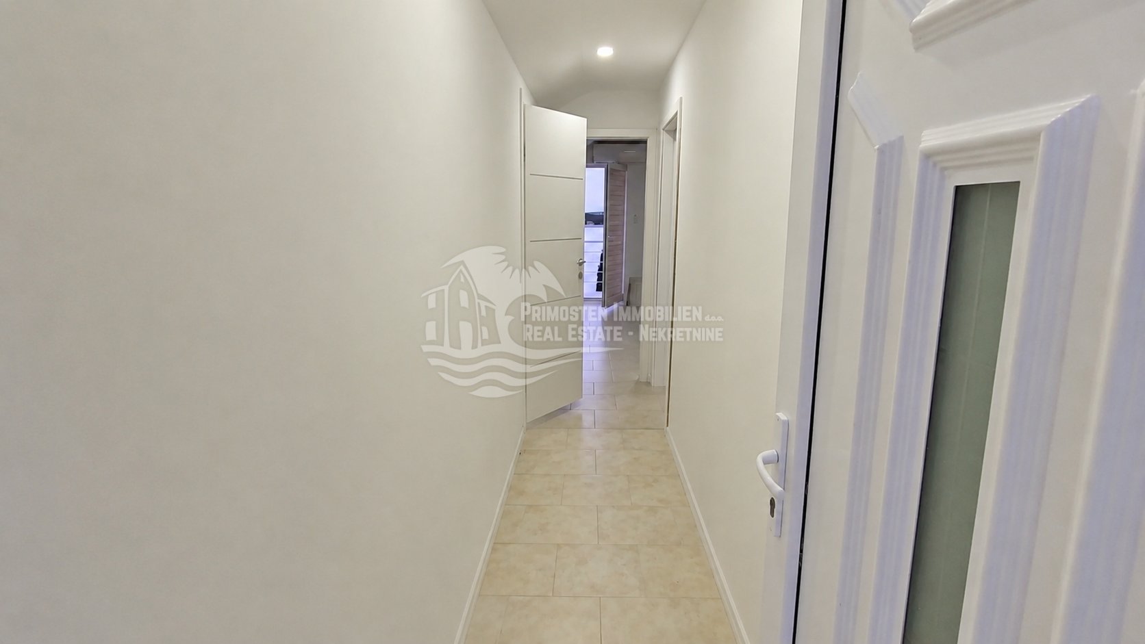 Casa In vendita - Šibensko-kninska Rogoznica