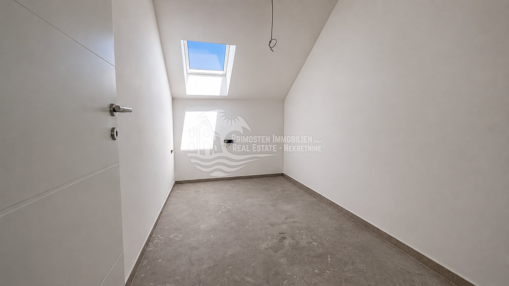 Flat For sale - Šibensko-kninska Rogoznica