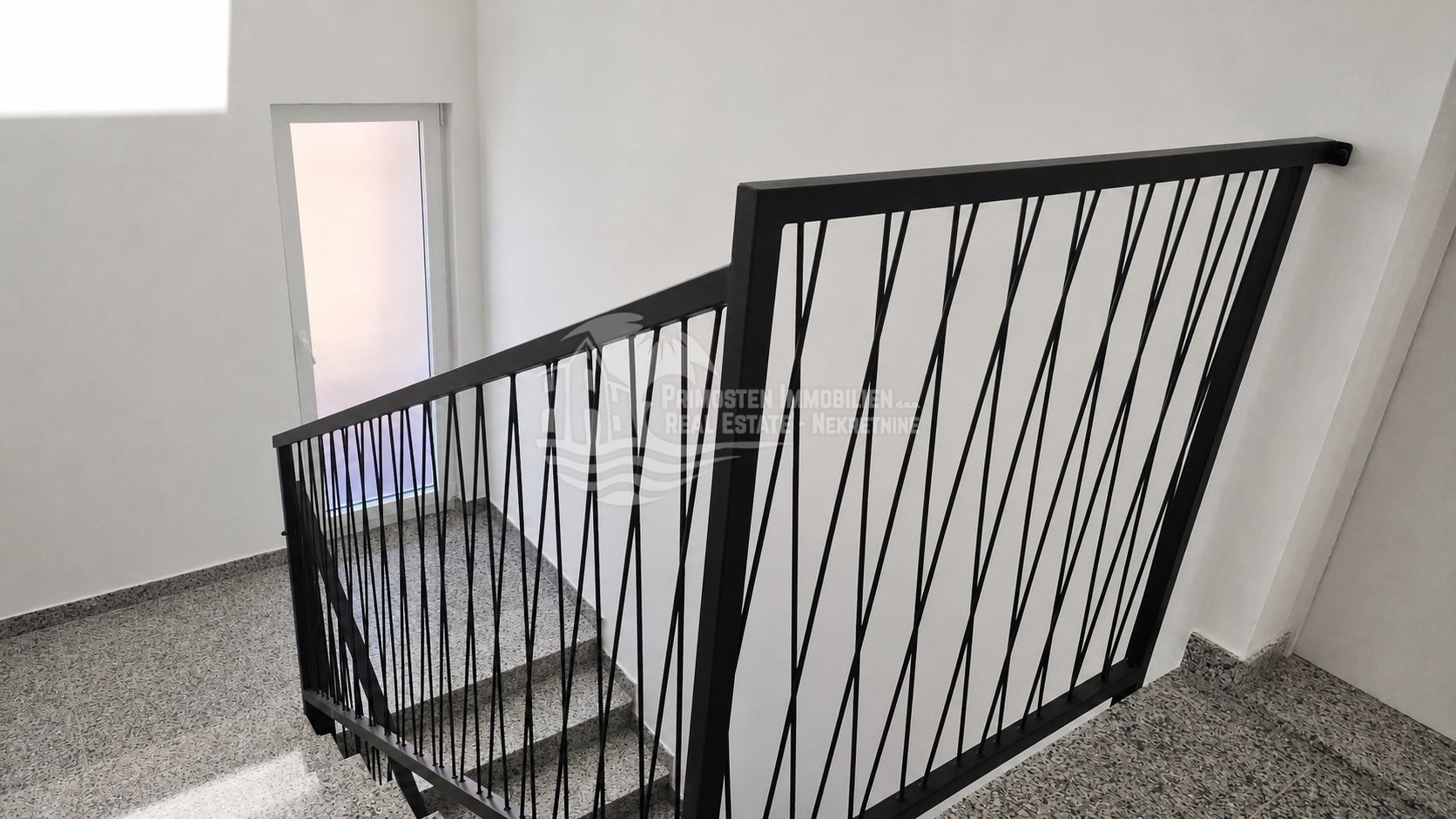Flat For sale - Šibensko-kninska Rogoznica