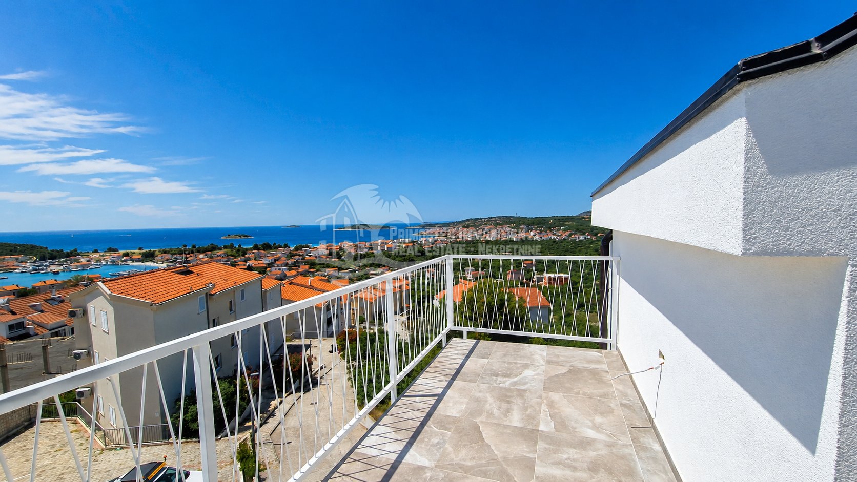 Flat For sale - Šibensko-kninska Rogoznica