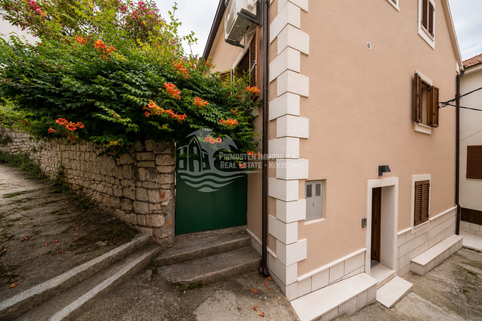 Haus Zu verkaufen - Šibensko-kninska Rogoznica