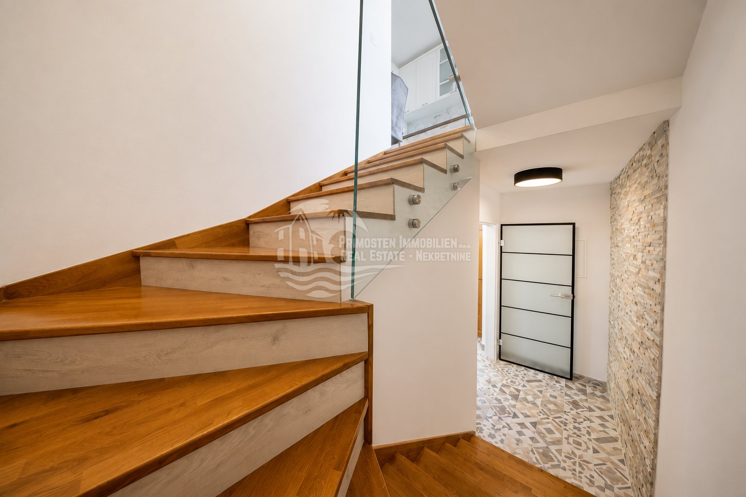 Haus Zu verkaufen - Šibensko-kninska Rogoznica