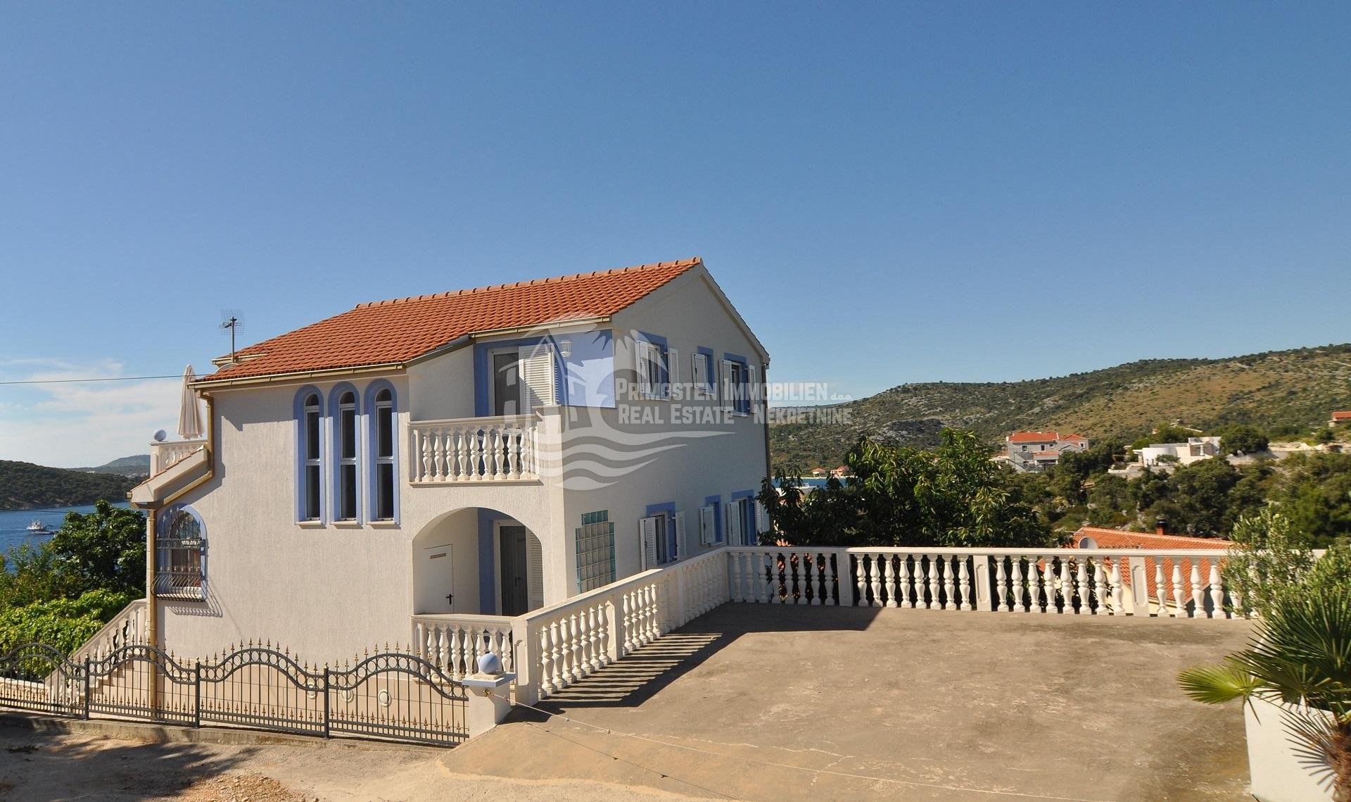 Hiša Na predaj - Šibensko-kninska Rogoznica
