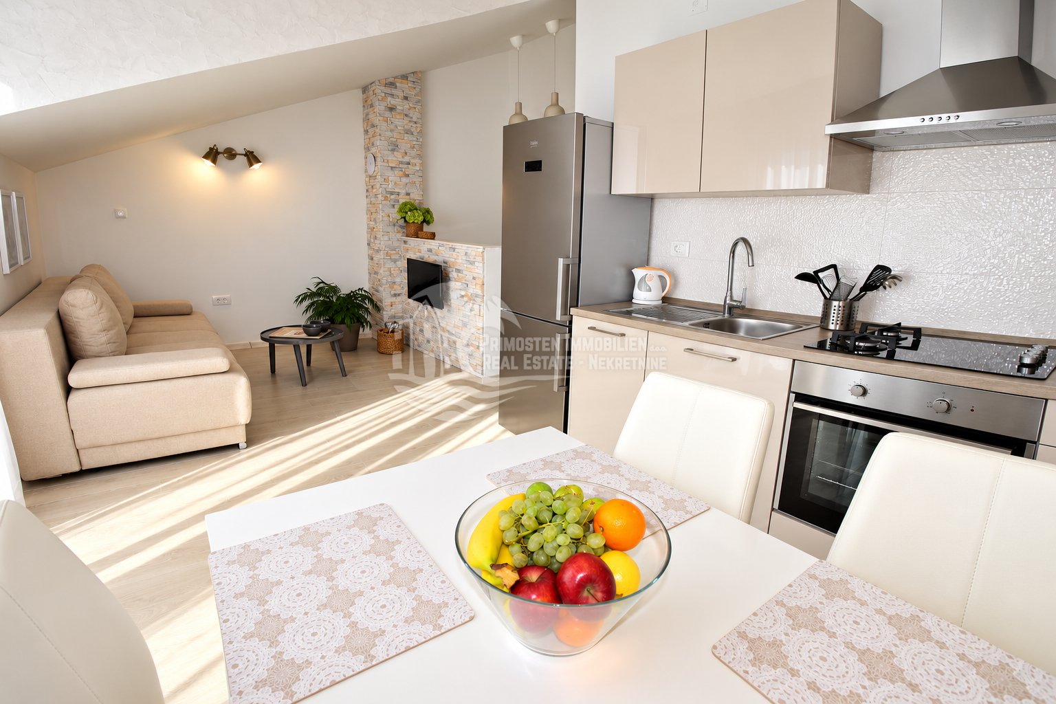 Haus Zu verkaufen - Šibensko-kninska Rogoznica