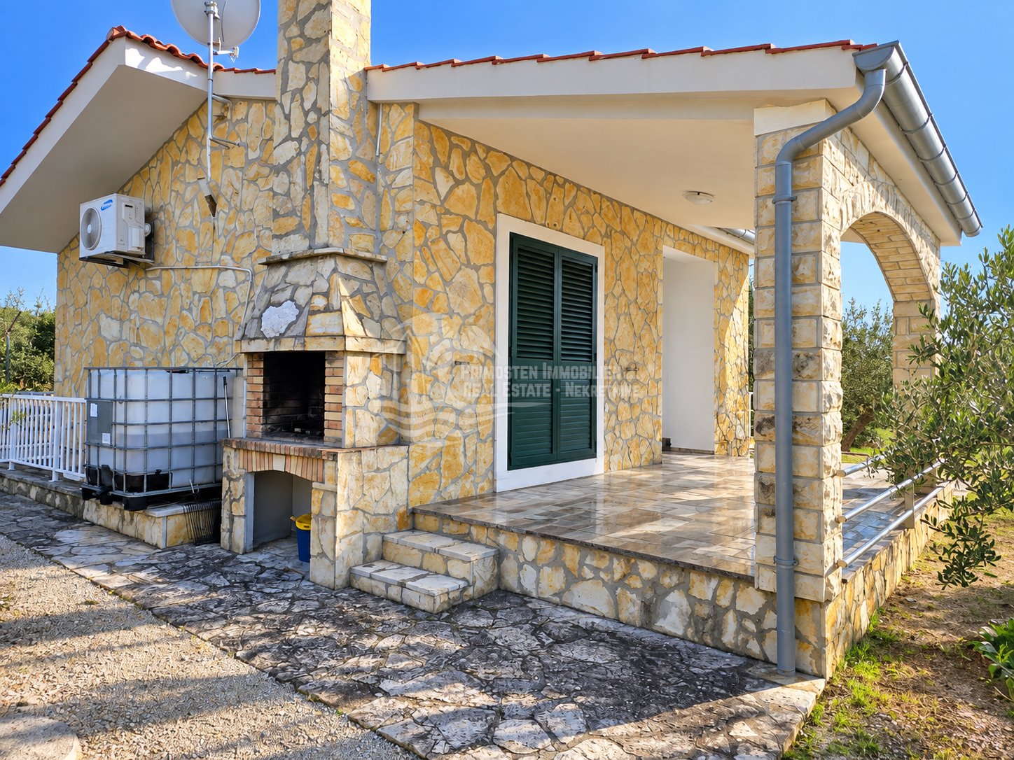 Haus Zu verkaufen - šibensko-kninska Primošten - foto 1/24