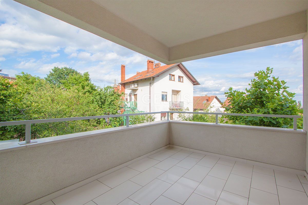Apartma Na predaj -  Laščina