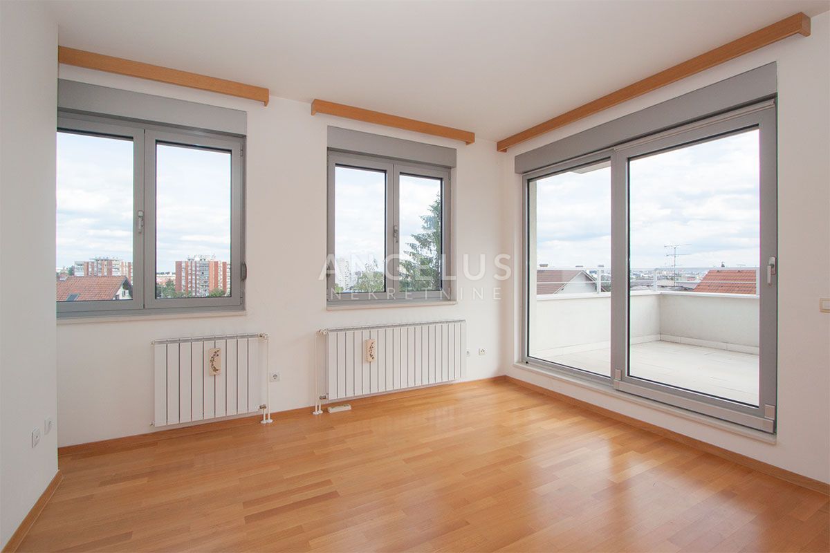 Apartma Na predaj -  Laščina