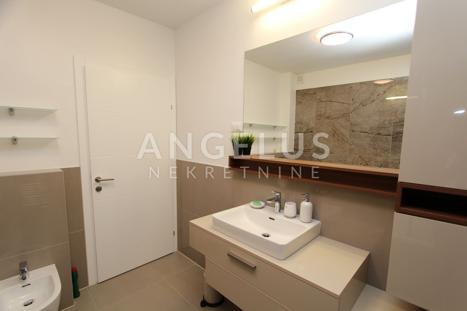 Flat For sale -  Donji grad