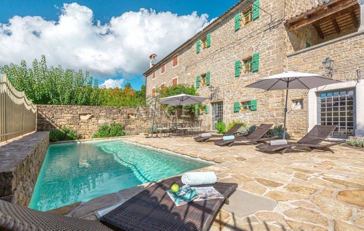 Haus zu verkaufen 178 m² – Grožnjan