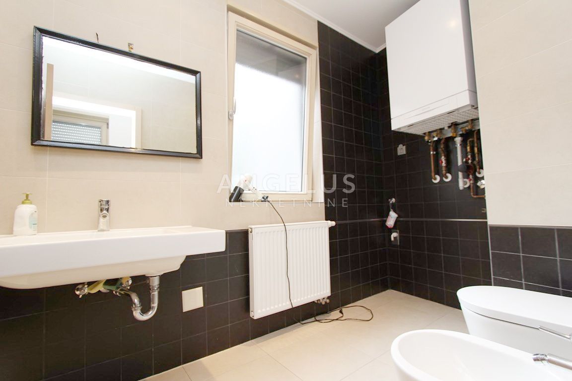 Apartma Na predaj -  Laščina