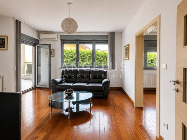 Apartment zu verkaufen 74 m² – Podsljeme