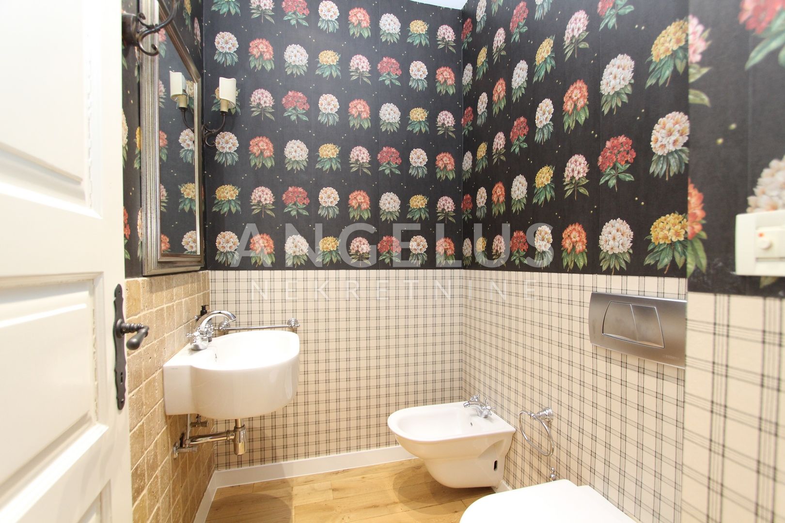 Apartmán Na prodej -  Donji grad
