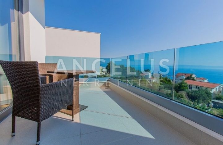 Haus zu verkaufen 1050 m² – Makarska